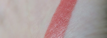 Увлажняющая помада для губ Limoni Lipstick 01