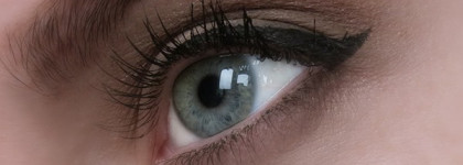 Жидкая подводка для век El Corazon Perfect Eyes Flexible Eyeliner 01