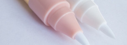 Специально для лета - Estee Lauder Pure Color Gloss Pen 01 Nude Coral, 02 Nude Pearl