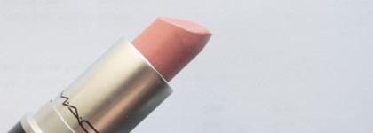 Достала из дальнего ящика MAC Cremesheen Lipstick Lustre Shy Shine