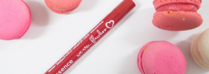 Красный набор для губ от Essence We Are