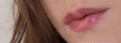 Деликатный нюд Guerlain Gloss D'Enfer 402 Browny Clap