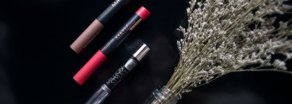 Матовые помады Catrice + черный топ