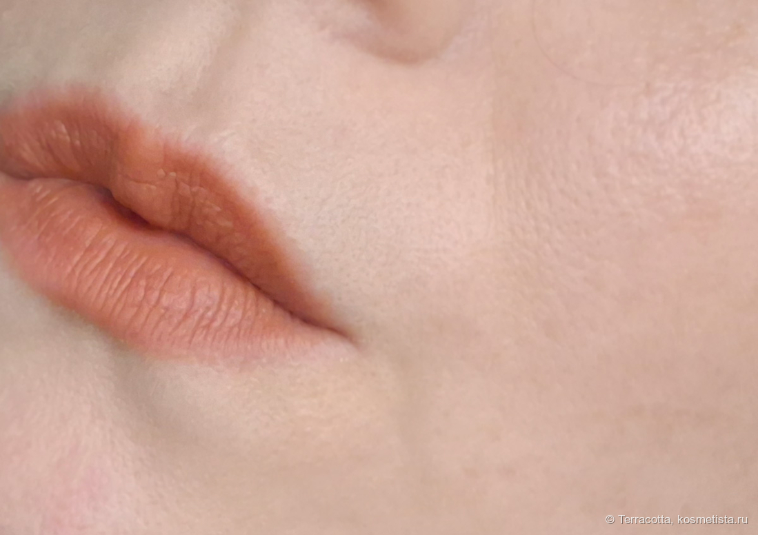 Через некоторое время становится матовым суфле