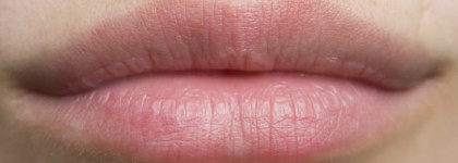 Бальзам для губ «Помощь губам» Lush Lip Service Lip Balm