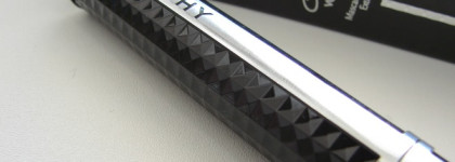 Первая новогодняя Givenchy Noir Couture Volume Extreme Volume Mascara #3 Taupe Glace