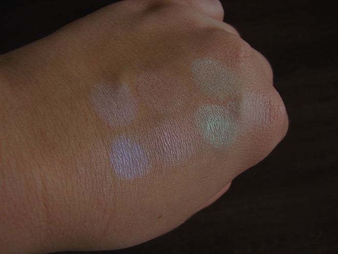 Нежные тени Shiseido Luminizing Satin Eye Color Trio BL 215