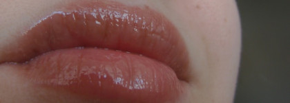 Yves Rocher Sexy Pulp Volume Gloss 02 Rose Indien и 07 Beige Dore - Объёмные блески для губ