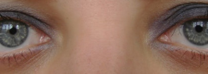 Космос в баночке Yves Rocher Couleurs Nature Intense Color Eye Shadow Мраморные тени для век Коллекция Весна 2016