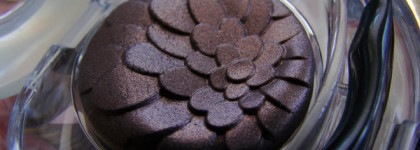 Pupa Pink Muse Vamp! Metallic Eyeshadow #010 Tasteful Chocolate