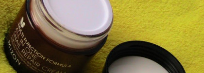 Улитки Mizon All in One Snail Repair Cream, Mizon Snail Recovery Gel Cream, The Skin House Wrinkle Snail System Cream