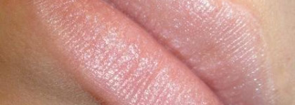 Зимняя сказка в июне. YSL Rouge Pur Couture Pure Сolour Satiny Radiance №12 Blanc Manifesto