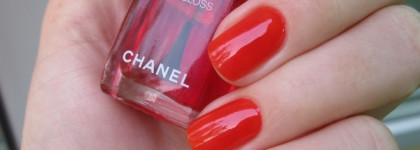 Дикий огонь Chanel Le Vernis Nail Gloss #530 Rouge Radical