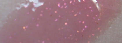 Липкая легенда Lancome Juicy Tubes Ultra Shiny Lipgloss #17 Stawberry