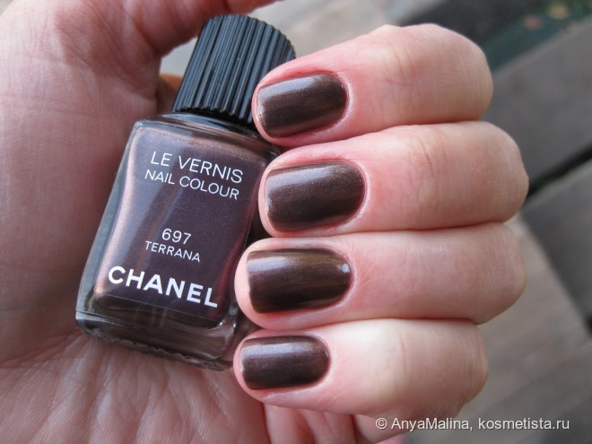 Золотая осень с летним Chanel Le Vernis #697 Terrana