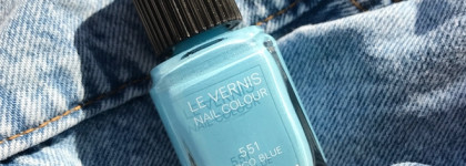 "True blue will never stain" Настоящий голубой цвет никогда не запятнаешь: Chanel Le Vernis Nail Colour #551 Coco Blue и Artdeco Art Couture № 850 heaven
