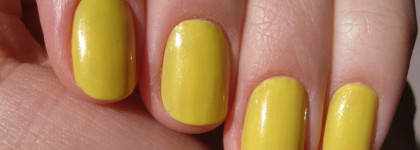 К первому весеннему дню: солнечная мимоза Chanel Le Vernis #577 Mimosa