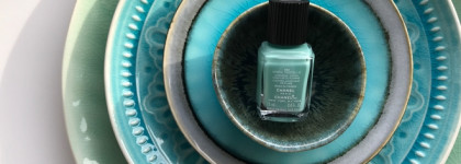 Не "Новая волна" Chanel Le Vernis Longwear Nail Colour #590 Verde Pastello