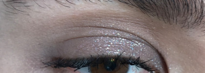 Морская лазурь: Huda Beauty Sapphire Obsessions Palette