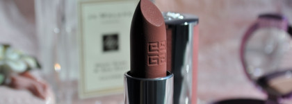 Идеальная новинка от Givenchy: нюдовая матовая помада Le Rouge Sheer Velvet в оттенке #10 Beige Nude