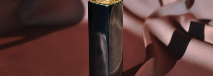 Яркий нюд Chanel Rouge Allure Velvet Luminous Matte Lip Colour #62 Libre