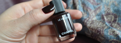 Лучший лак от Chanel: легенда для любого случая Chanel Le Vernis Rouge Noir #18