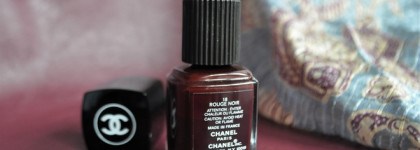 Лучший лак от Chanel: легенда для любого случая Chanel Le Vernis Rouge Noir #18