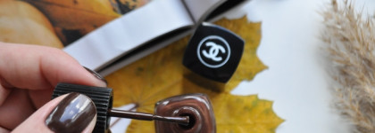 Рыцарь в шоколадных доспехах Chanel Le Vernis Longwear Nail Colour #526 Cavaliere