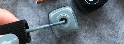 Самый стойкий лак Chanel: Le Vernis Longwear Nail Colour #566 Washed Denim