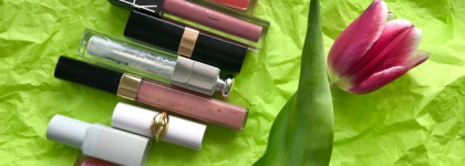 Помады и блески, которые закончились: что кануло в лету, а что повторю