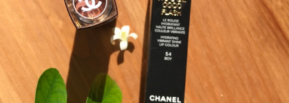 Если очень хочется, то можно: идеальная нюдовая бальзамная помада Chanel Rouge Coco Flash #54 Boy