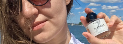 Запах чистоты и свежей белой рубашки: аромат побережья Byredo Blanche