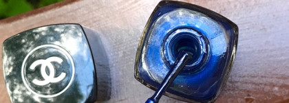 Изумительный сапфир: Chanel Le Vernis Nail Colour #681 Fortissimo