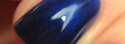 Изумительный сапфир: Chanel Le Vernis Nail Colour #681 Fortissimo