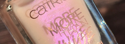 Ещё один нескучный нюд с розовым шифтом: Catrice More Than Nude Nail Polish 08 Shine Pink Like A