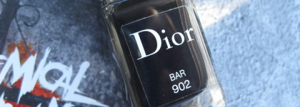 Dior Vernis Nail Lacquer Bar #902: чёрный лак с искрами для особо случая