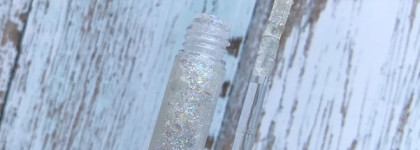 Сияй! Глиттер на гелевой основе Influence Beauty Glitter Dose Neo_Glitter Gel в оттенке 01 Supercluster