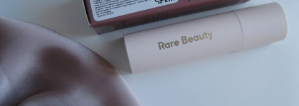 Rare Beauty With Gratitude Dewy Lip Balm Appreciate: драма из-за бальзама