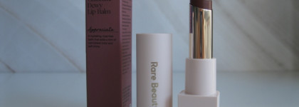 Rare Beauty With Gratitude Dewy Lip Balm Appreciate: драма из-за бальзама