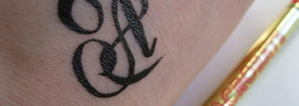 Очень тонкая подводка с кисточкой Vivienne Sabo Acrobate Eyeliner: хорошее враг лучшего