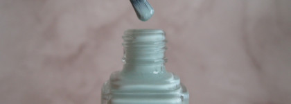 Dior Vernis Nail Lacquer 301 Bluette: лаковая пастель, которую стоит повторить