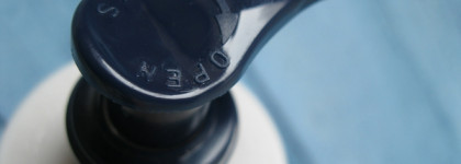 Лучшее питание для сухой кожи: молочко для тела L'Occitane Shea Butter Ultra Rich Body Lotion 15%