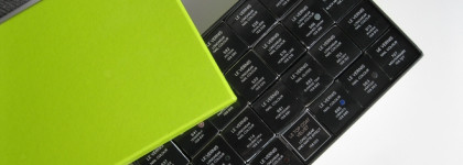 Коллекция лаков Chanel: от 50 осталось 28. Свотчи всех оттенков