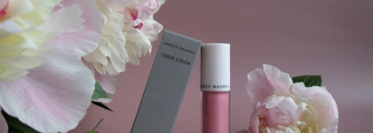 Ожидаемо освежающие, неожиданно нежные жидкие румяна Sergey Naumov Cheek Color оттенок Keep On Loving