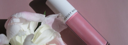 Ожидаемо освежающие, неожиданно нежные жидкие румяна Sergey Naumov Cheek Color оттенок Keep On Loving