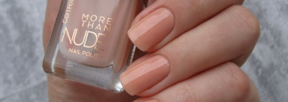 Нюд на ногтях - тренд вне времени в 2023: лак Catrice More Than Nude Nail Polish #15 Peach For The Stars