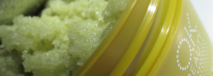 Если вы любите свою кожу, я иду к вам. Массажный набор для тела Tonus от OK Beauty: скраб, щётка, мусс