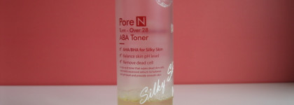 Кислая мина: три топовых средства для ухода за проблемной кожей с кислотами