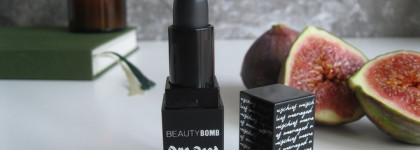 Очередная чёрная помада? Бальзам Beauty Bomb One Dead Poet Dark Academia Lip Balm 01 Dementor