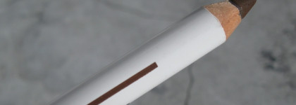 Для консерваторов и любителей пушистых бровей: пудровый карандаш Shik Brow Powder Pencil Medium